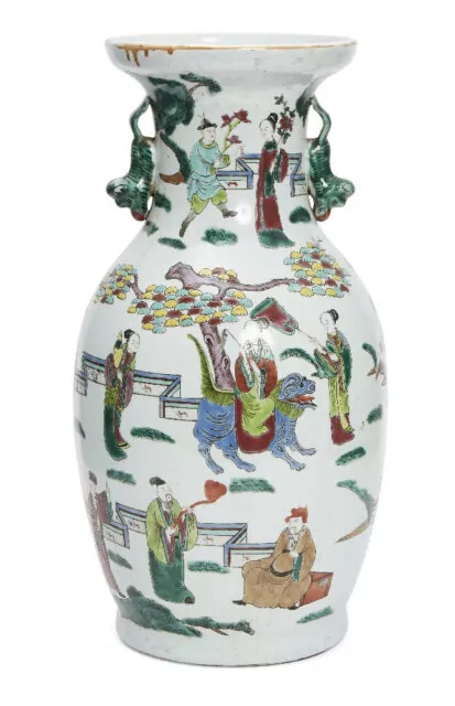 Antique Chinese porcelain vase