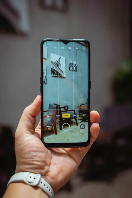 Upload pics of your item to iValuations