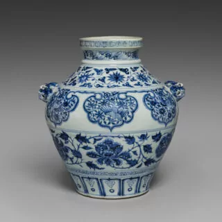 1962.154_print Chinese Jar with Lion-Head Handles (青花雙獅頭罐), 1300s, Jiangxi Province, Jingdezhen, Yuan dynasty (1271-1368)